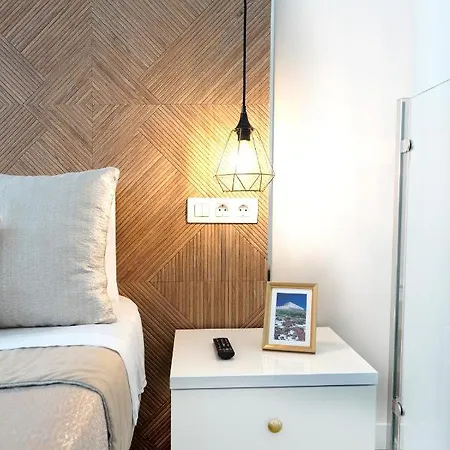 Apartman Amazing Maisonette With A Sea View And A Pool Access Los Cristianos