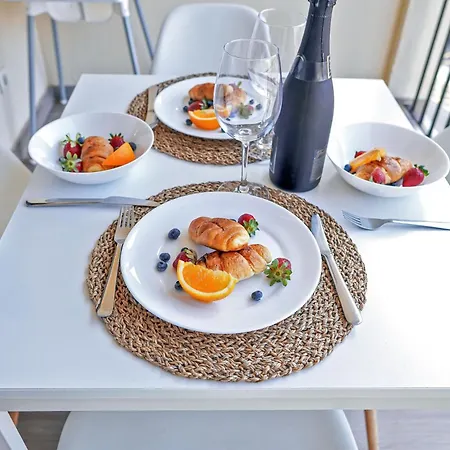 Apartman Amazing Maisonette With A Sea View And A Pool Access