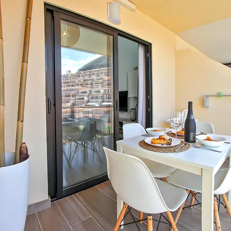 Amazing Maisonette With A Sea View And A Pool Access *